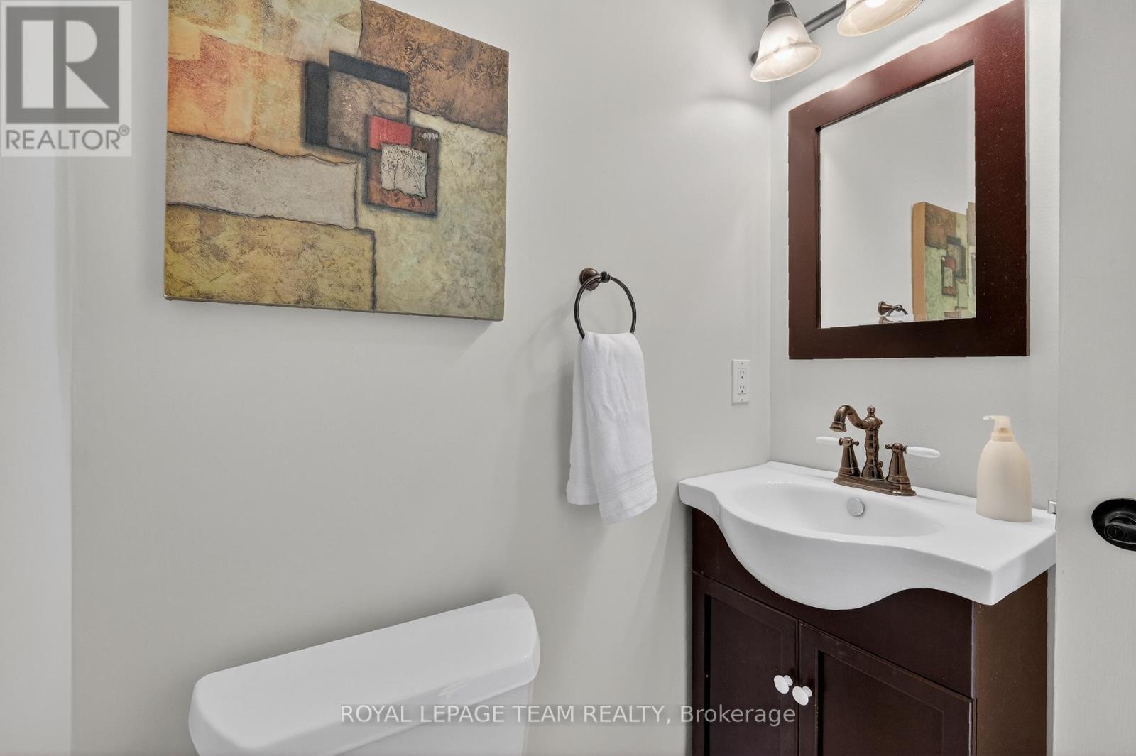 318 Liard Street, Ottawa, Ontario  K2S 1J8 - Photo 47 - X12908300