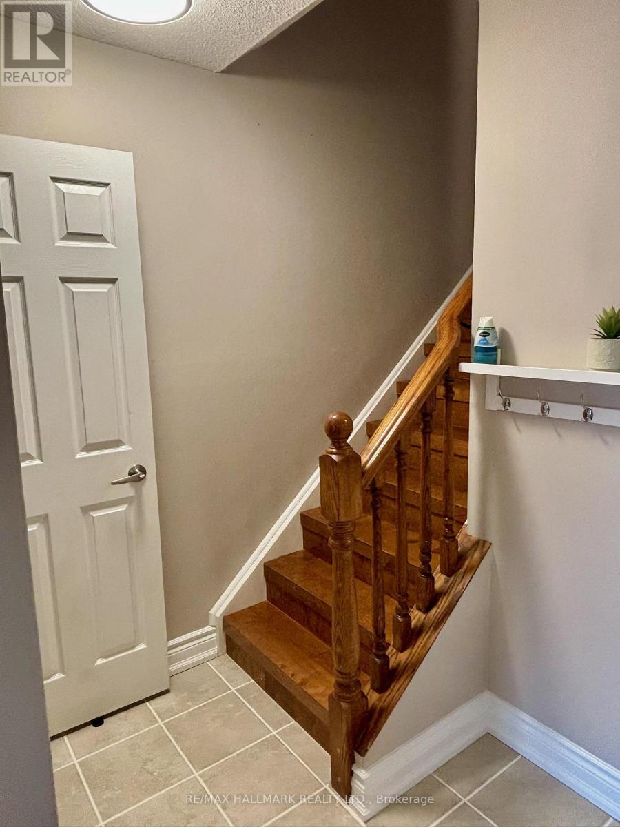 551 Dorchester Drive, Oshawa, Ontario  L1J 6L3 - Photo 13 - E12813088