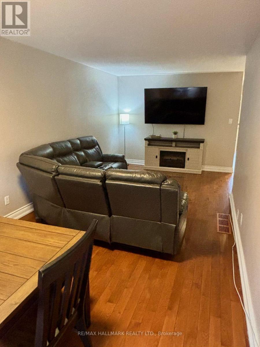 551 Dorchester Drive, Oshawa, Ontario  L1J 6L3 - Photo 11 - E12813088