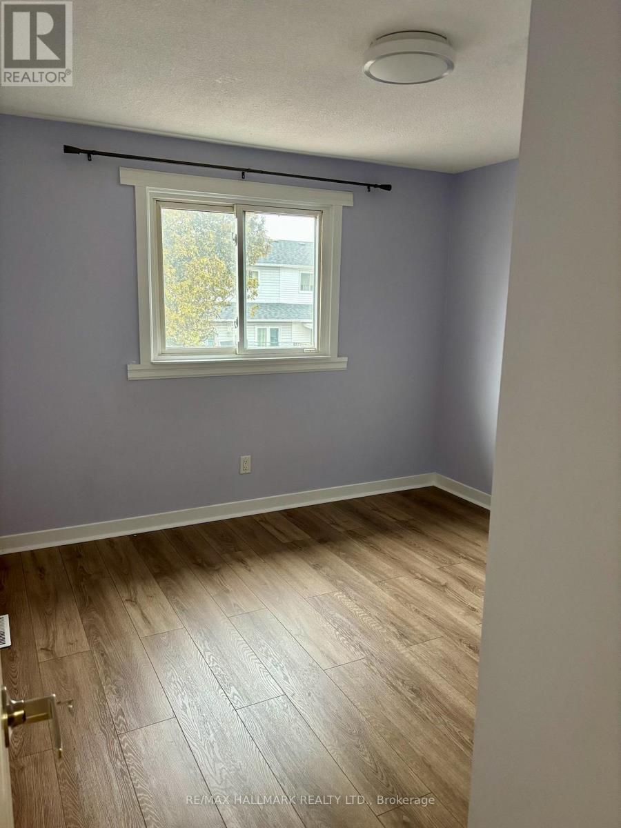 551 Dorchester Drive, Oshawa, Ontario  L1J 6L3 - Photo 14 - E12813088