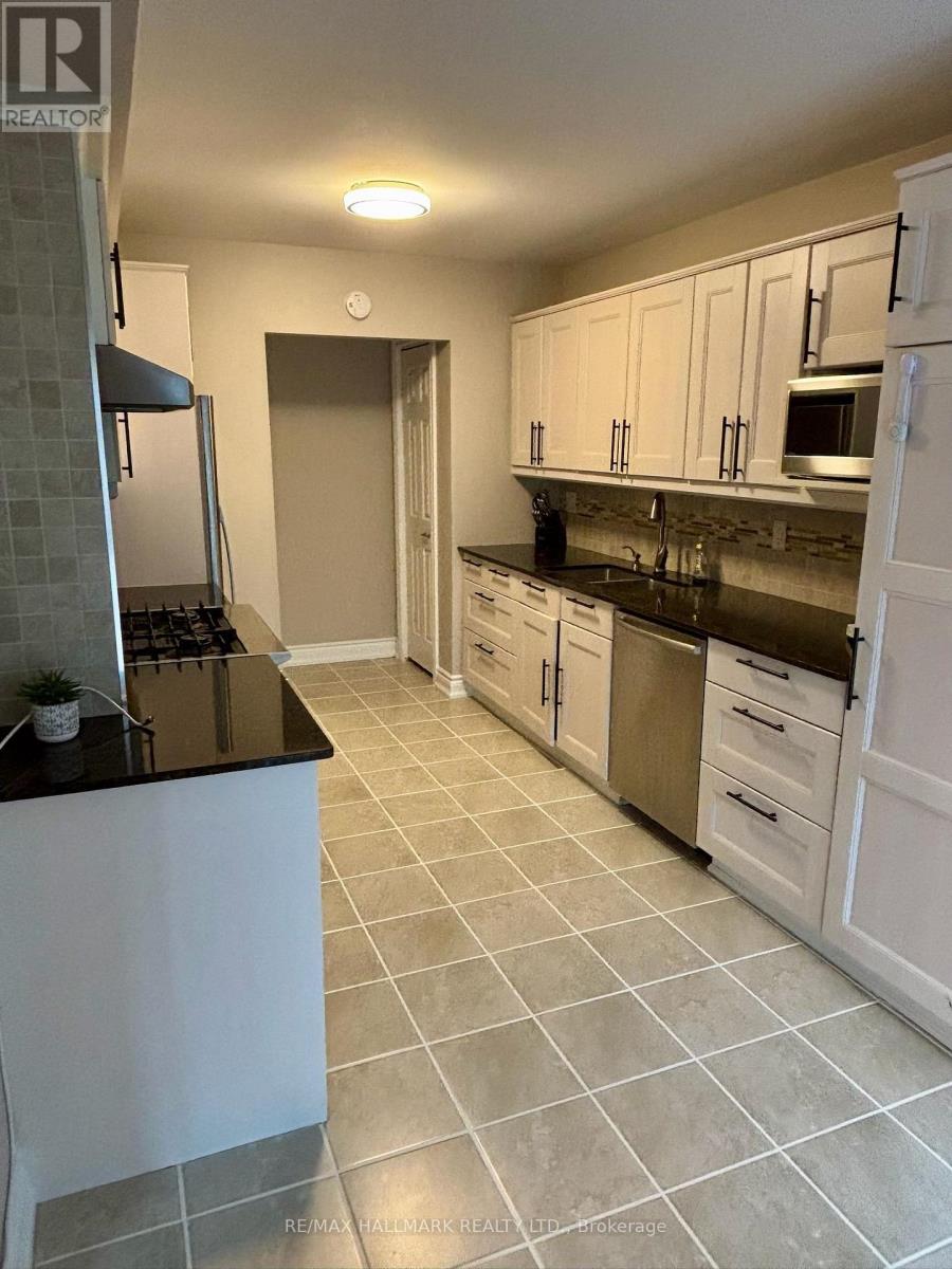 551 Dorchester Drive, Oshawa, Ontario  L1J 6L3 - Photo 7 - E12813088