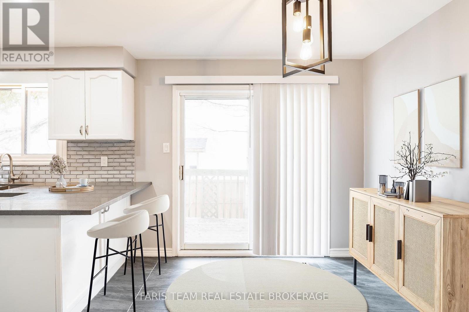 2200 Richard Street, Innisfil, Ontario  L9S 2C4 - Photo 11 - N12883368