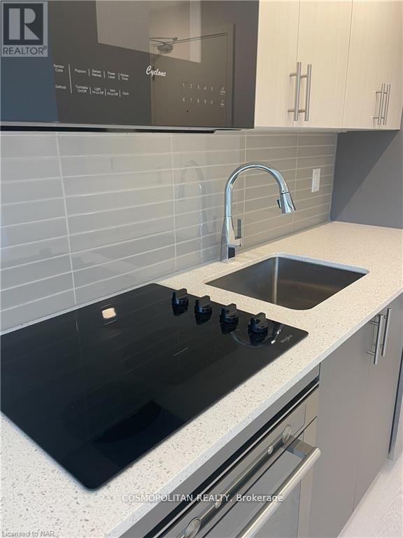 607 - 415 Main Street W, Hamilton (Kirkendall), Ontario  L8P 1K5 - Photo 5 - X12908206