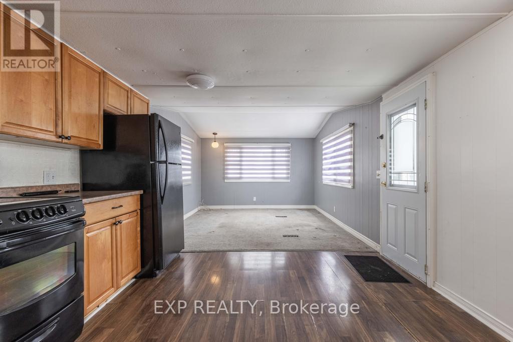 206 - 241 St. Paul Street W, St. Catharines (Western Hill), Ontario  L2S 2E5 - Photo 6 - X12908256