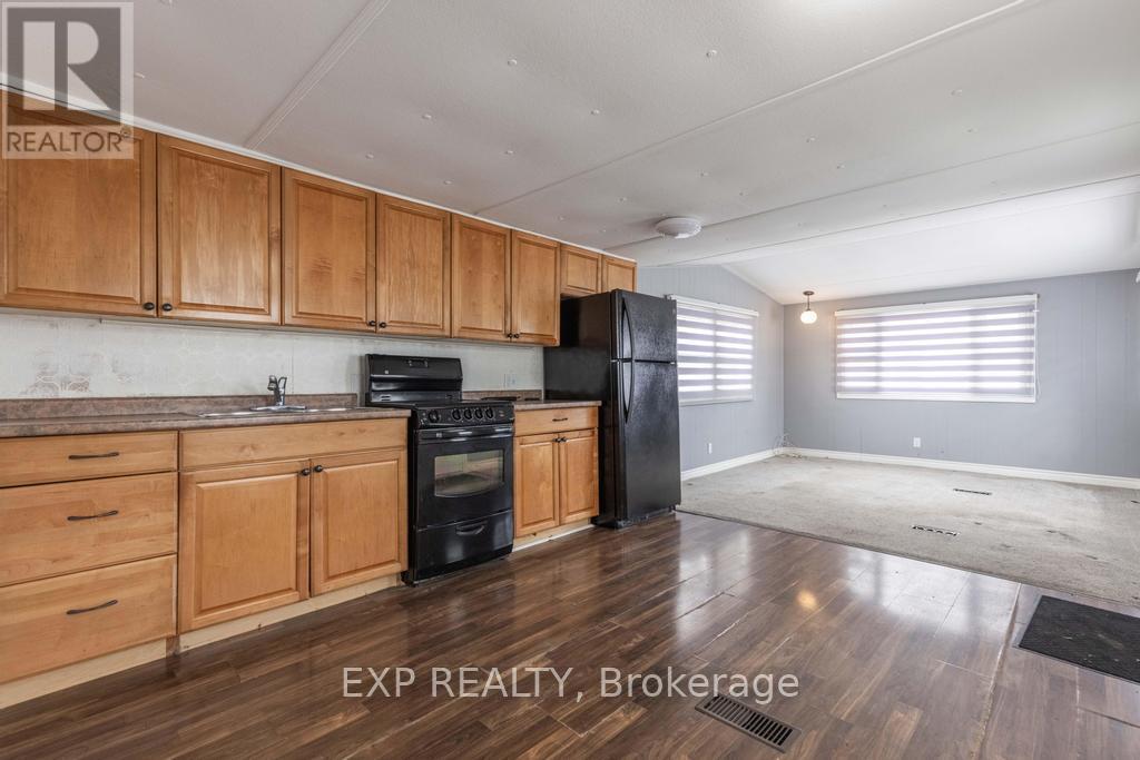 206 - 241 St. Paul Street W, St. Catharines (Western Hill), Ontario  L2S 2E5 - Photo 7 - X12908256