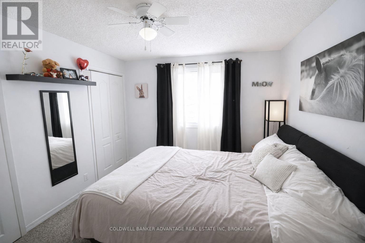 102 - 4692 Crysler Avenue, Niagara Falls (Downtown), Ontario  L2E 3V8 - Photo 9 - X12908312