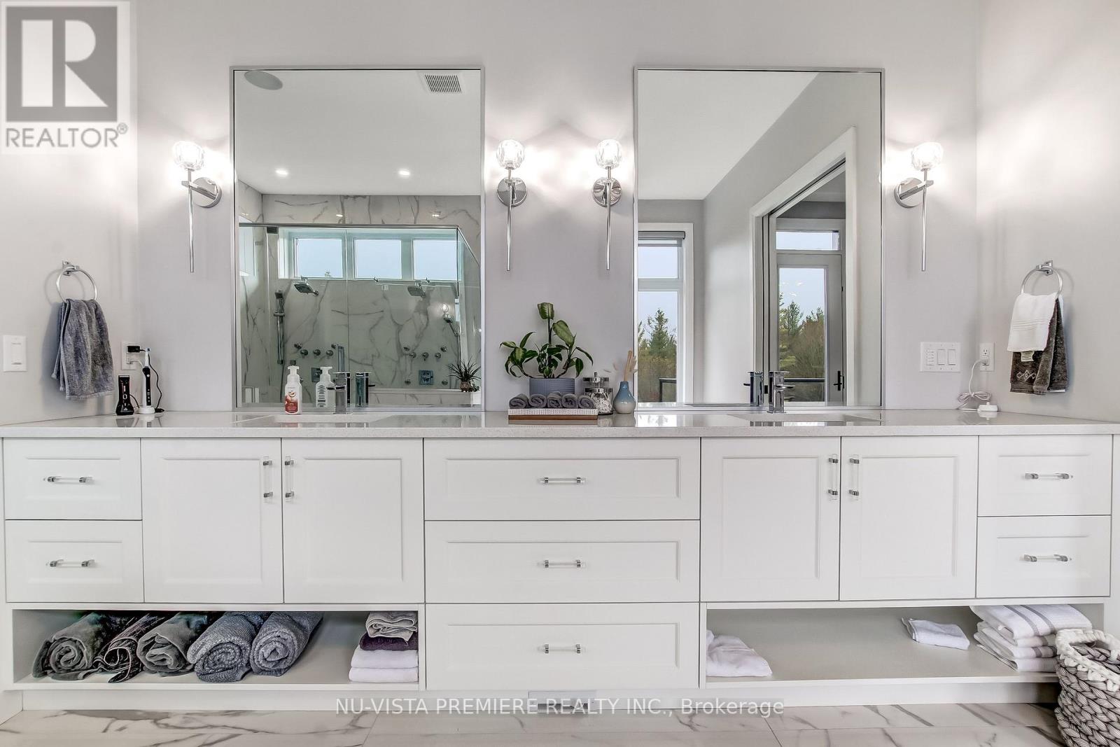 Photo 22 of 49 for 5233 Line 2 Line