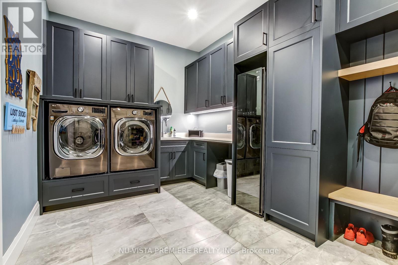 Photo 29 of 49 for 5233 Line 2 Line