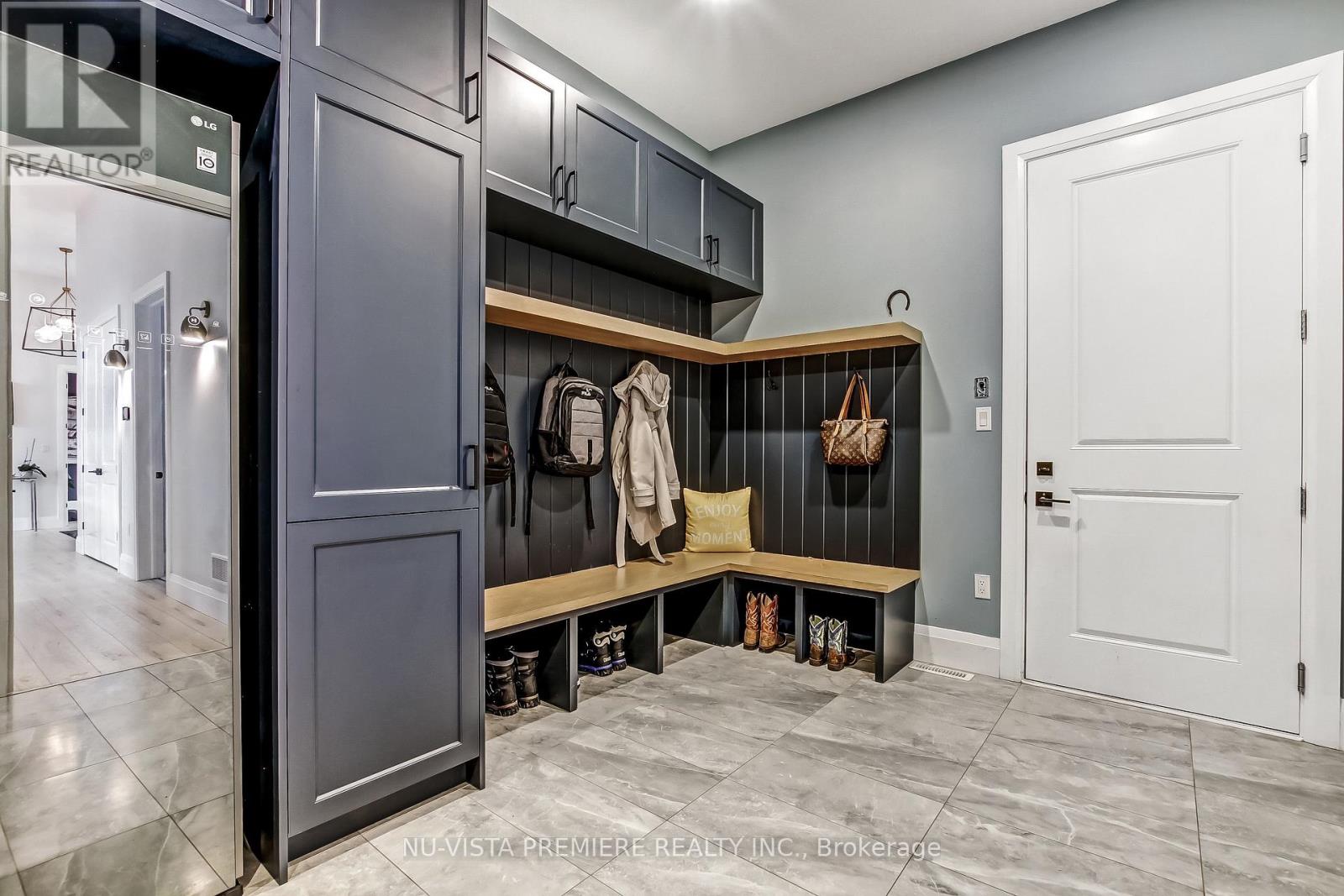 Photo 30 of 49 for 5233 Line 2 Line