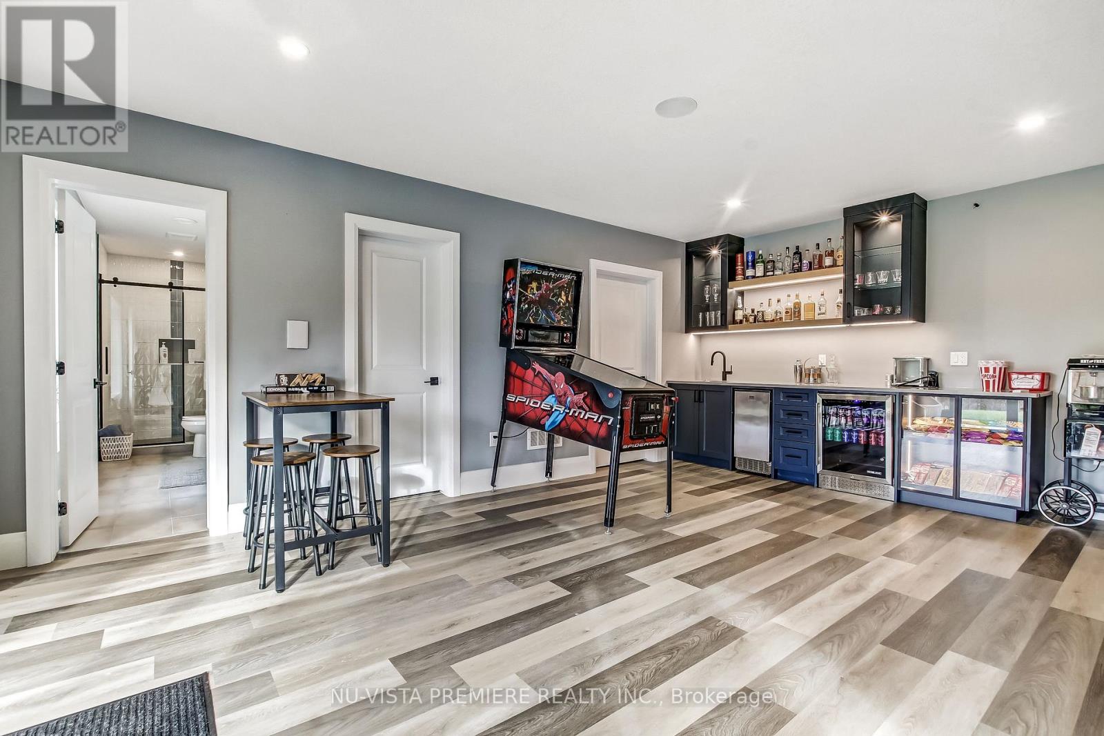 Photo 38 of 49 for 5233 Line 2 Line