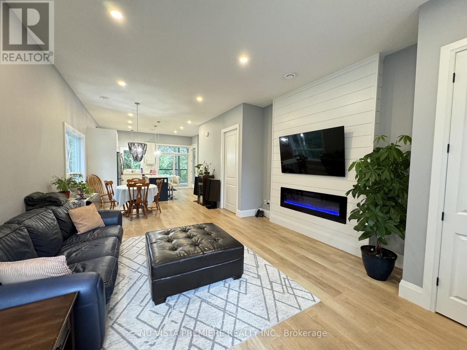 Photo 45 of 49 for 5233 Line 2 Line