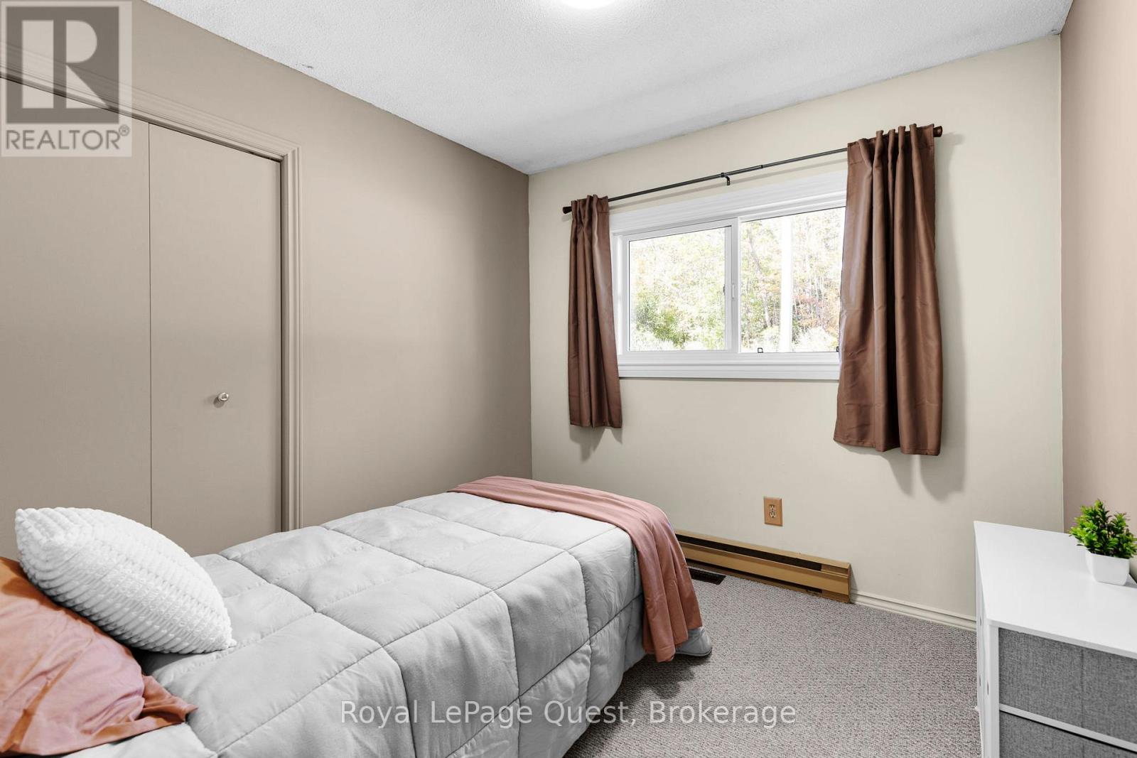 4297 Huronia Road, Severn, Ontario  L3V 0G6 - Photo 13 - S12908230