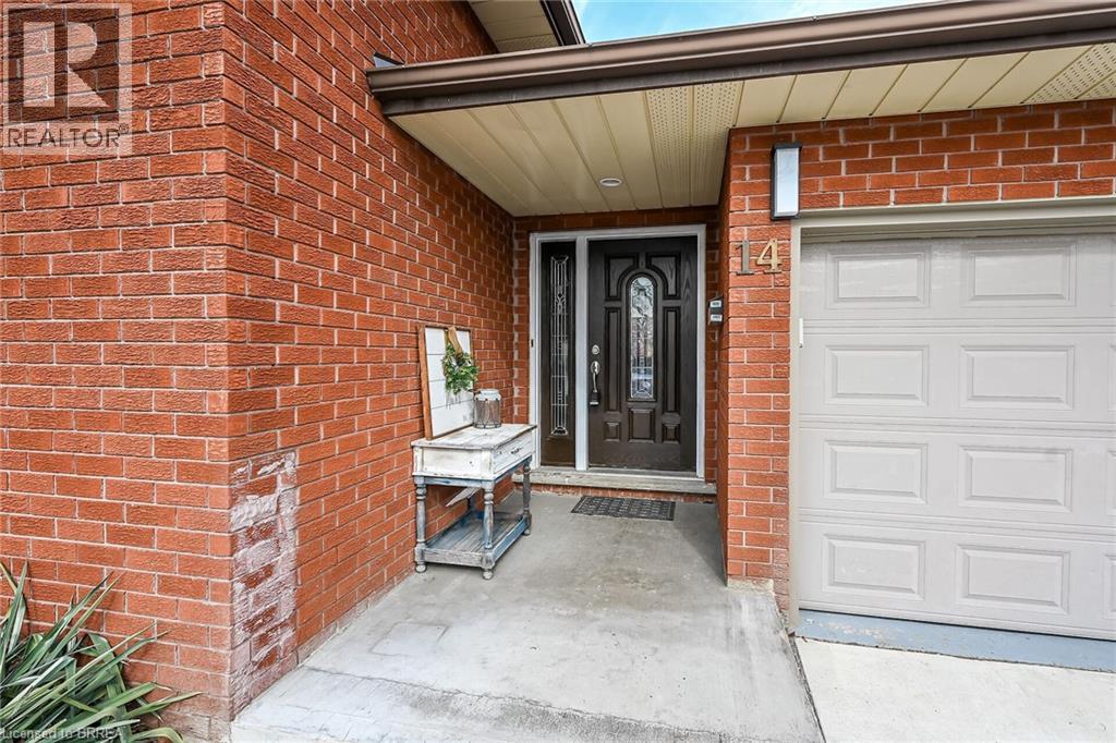14 Max Webster Road, Brantford, Ontario  N3P 1H7 - Photo 3 - 40809500