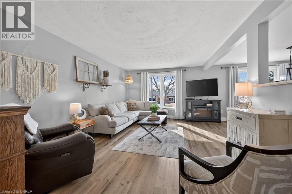 14 Max Webster Road, Brantford, Ontario  N3P 1H7 - Photo 8 - 40809500