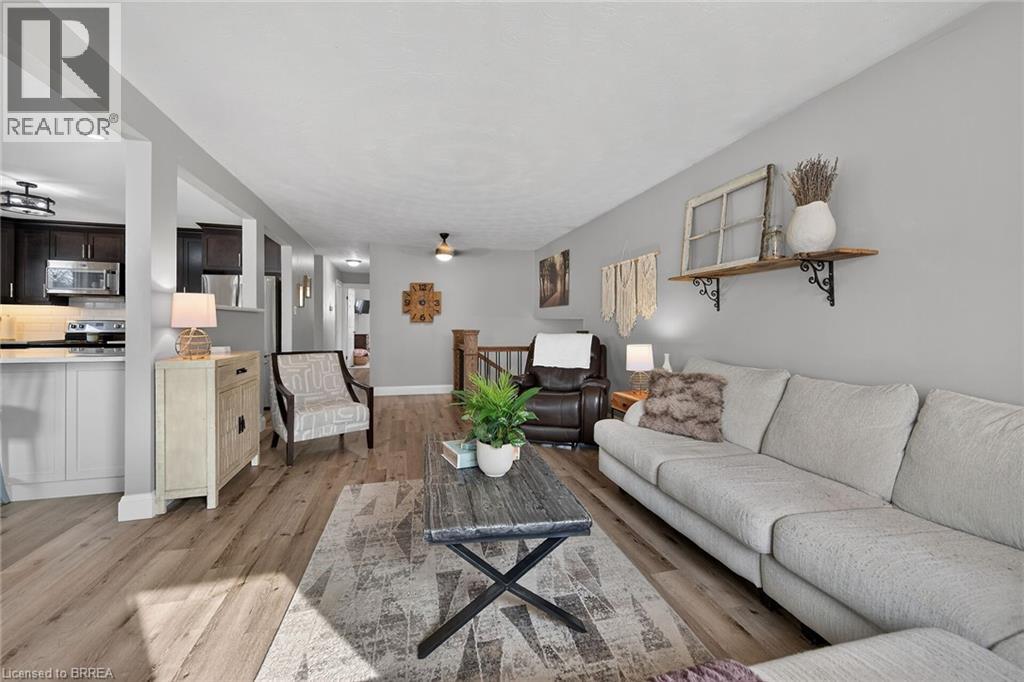 14 Max Webster Road, Brantford, Ontario  N3P 1H7 - Photo 10 - 40809500