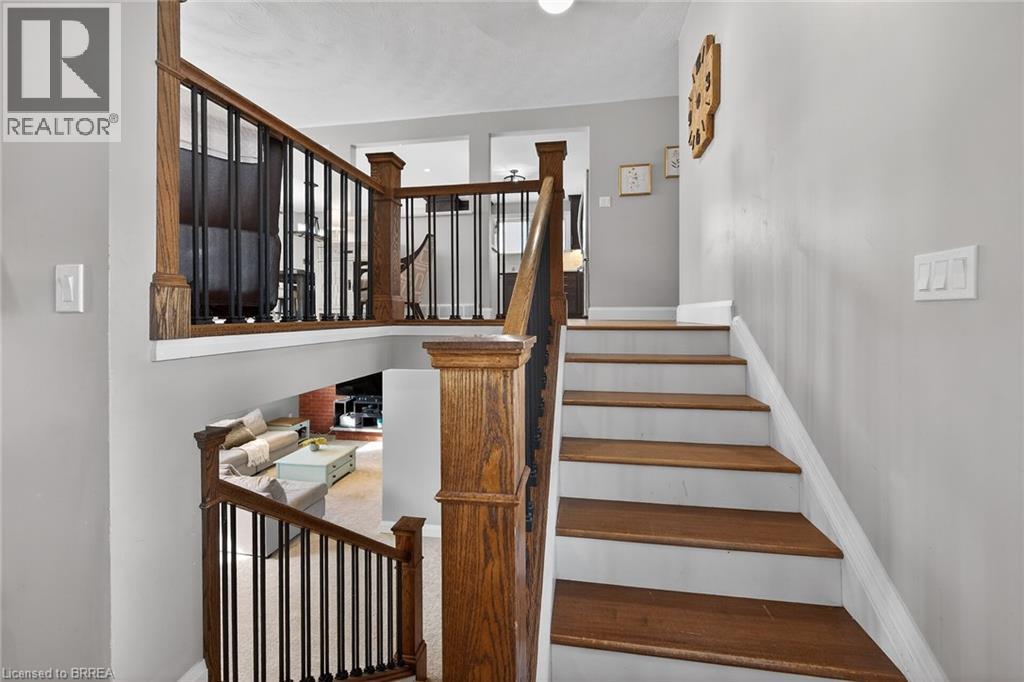 14 Max Webster Road, Brantford, Ontario  N3P 1H7 - Photo 6 - 40809500