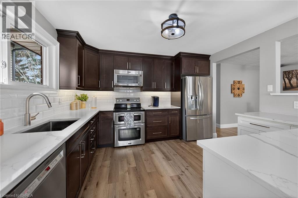 14 Max Webster Road, Brantford, Ontario  N3P 1H7 - Photo 15 - 40809500