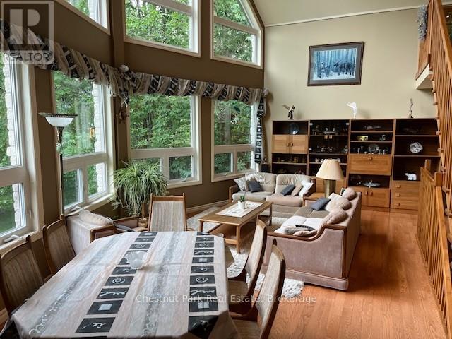 156 Harbour Beach Drive, Meaford, Ontario  N4L 1W5 - Photo 13 - X12908266