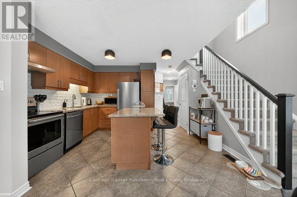 21 Katemore Drive, Guelph, Ontario  N1L 0J2 - Photo 9 - X12908302