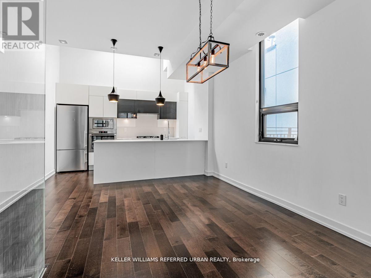 33 Achtman Lane, Toronto, Ontario  M6G 4C5 - Photo 10 - C12908248