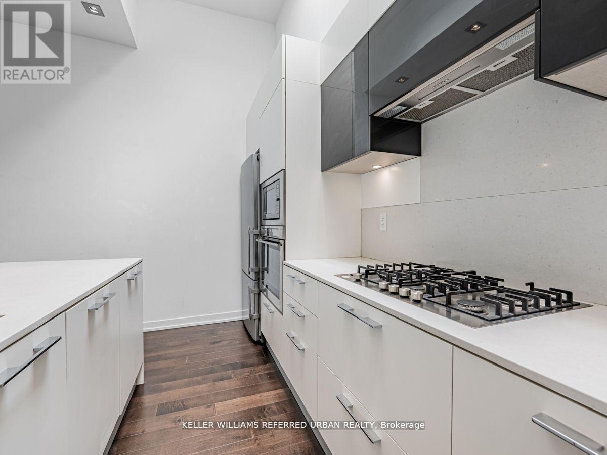 33 Achtman Lane, Toronto, Ontario  M6G 4C5 - Photo 13 - C12908248