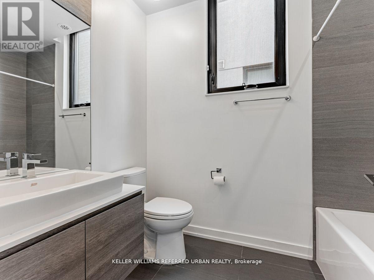 33 Achtman Lane, Toronto, Ontario  M6G 4C5 - Photo 22 - C12908248