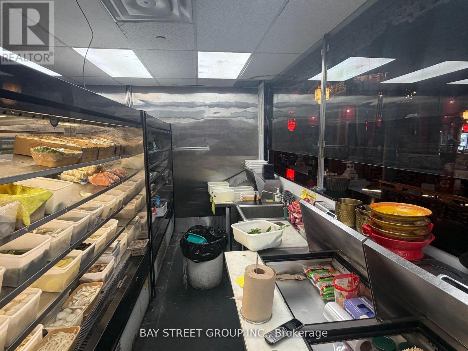 F - 241 Consumers Road, Toronto, Ontario M2J 0E9 - Photo 12 - C12908250