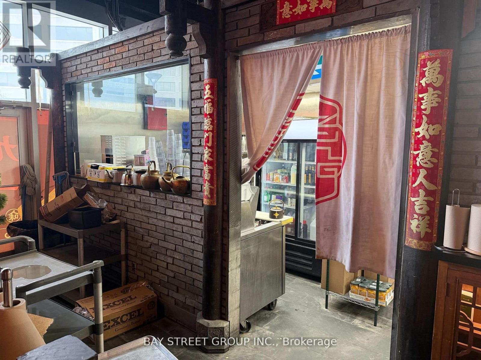 F - 241 Consumers Road, Toronto, Ontario M2J 0E9 - Photo 8 - C12908250