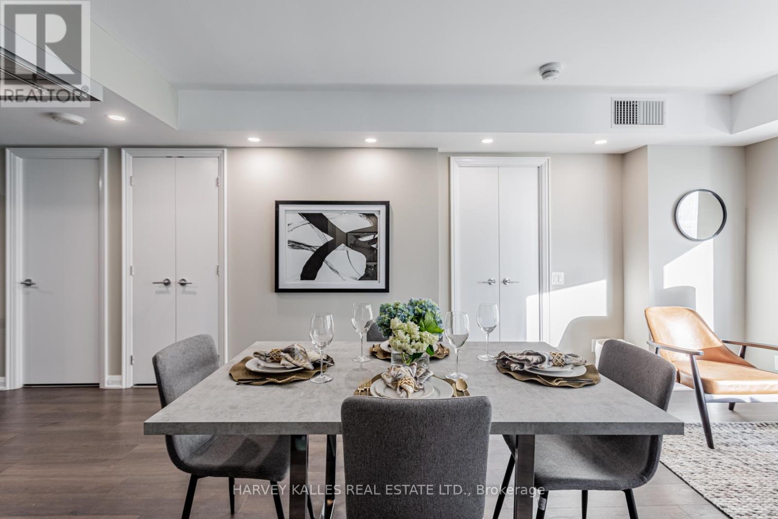 2308 - 155 Yorkville Avenue, Toronto (Annex), Ontario  M5R 1C4 - Photo 11 - C12908268