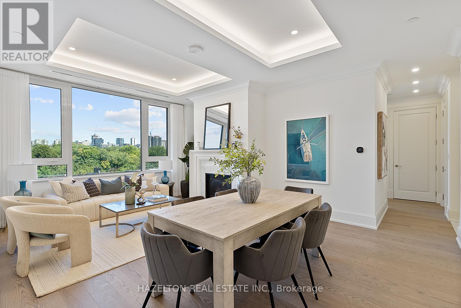 404 - 128 Hazelton Avenue, Toronto, Ontario  M5R 2E5 - Photo 2 - C12908304