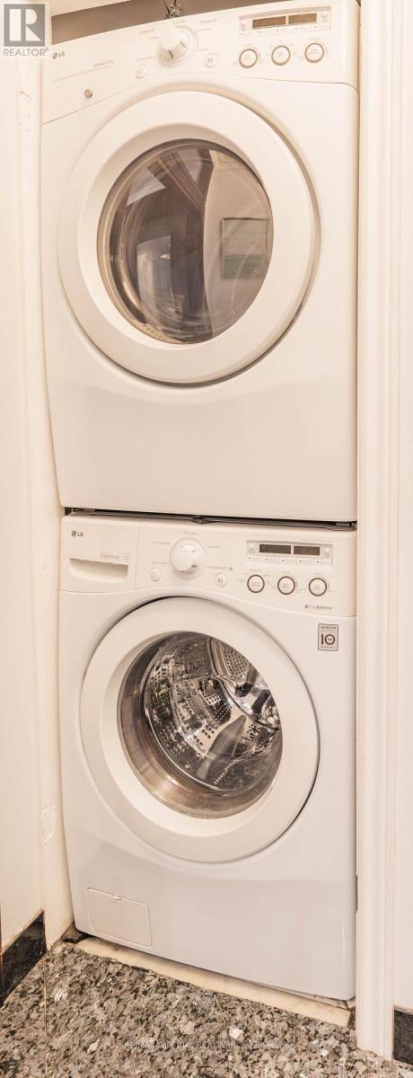 913 - 555 Yonge Street, Toronto, Ontario  M4Y 3A6 - Photo 17 - C12908174