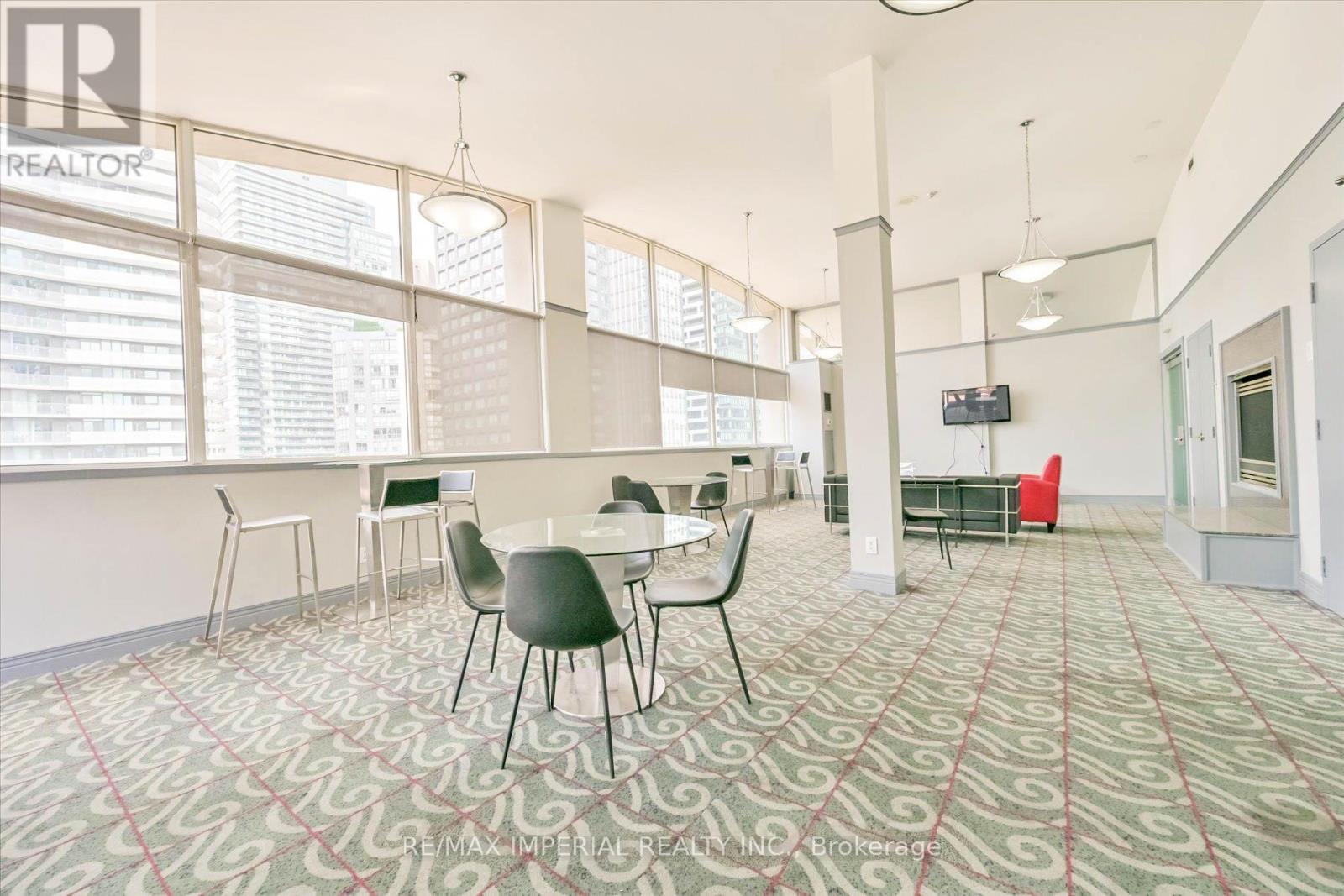 913 - 555 Yonge Street, Toronto, Ontario  M4Y 3A6 - Photo 23 - C12908174