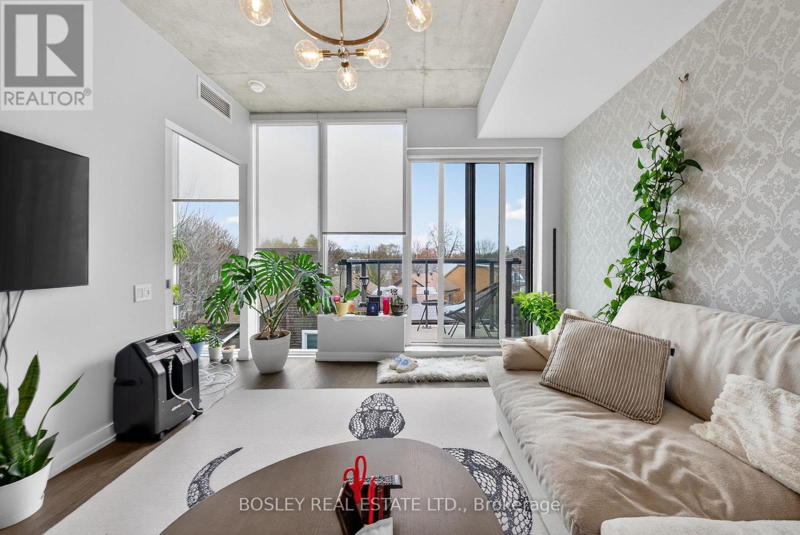 301 - 60 Haslett Avenue, Toronto (The Beaches), Ontario  M4L 0A9 - Photo 5 - E12908282