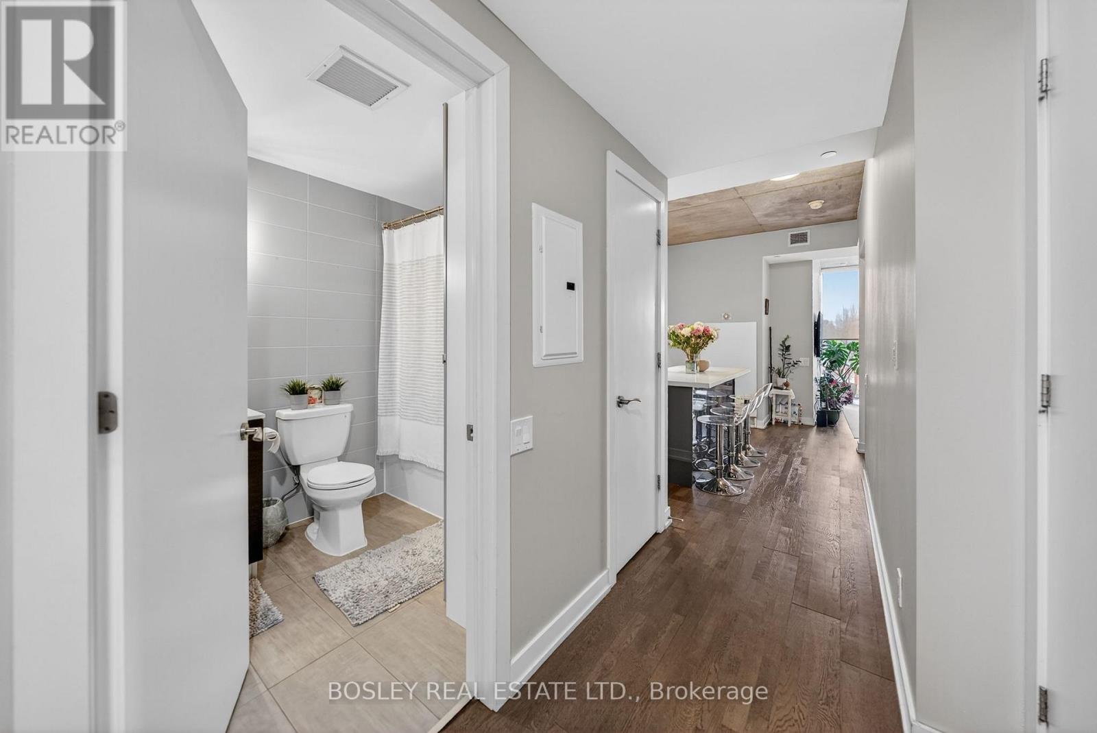 301 - 60 Haslett Avenue, Toronto (The Beaches), Ontario  M4L 0A9 - Photo 18 - E12908282