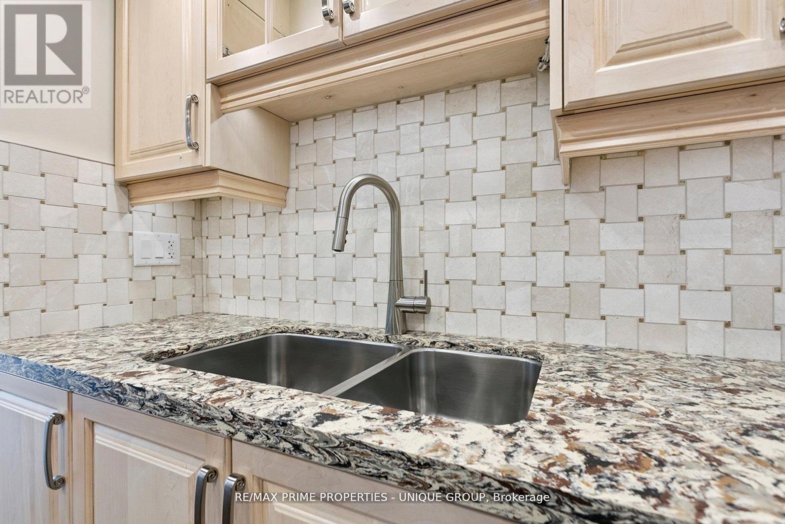 405 - 2010 Islington Avenue, Toronto, Ontario  M9P 3S8 - Photo 7 - W12745046