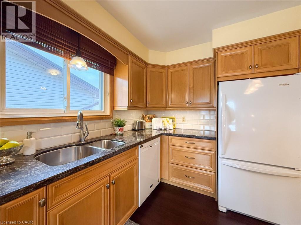 8 Ross Street, Waterford, Ontario  N0E 1Y0 - Photo 16 - 40813472