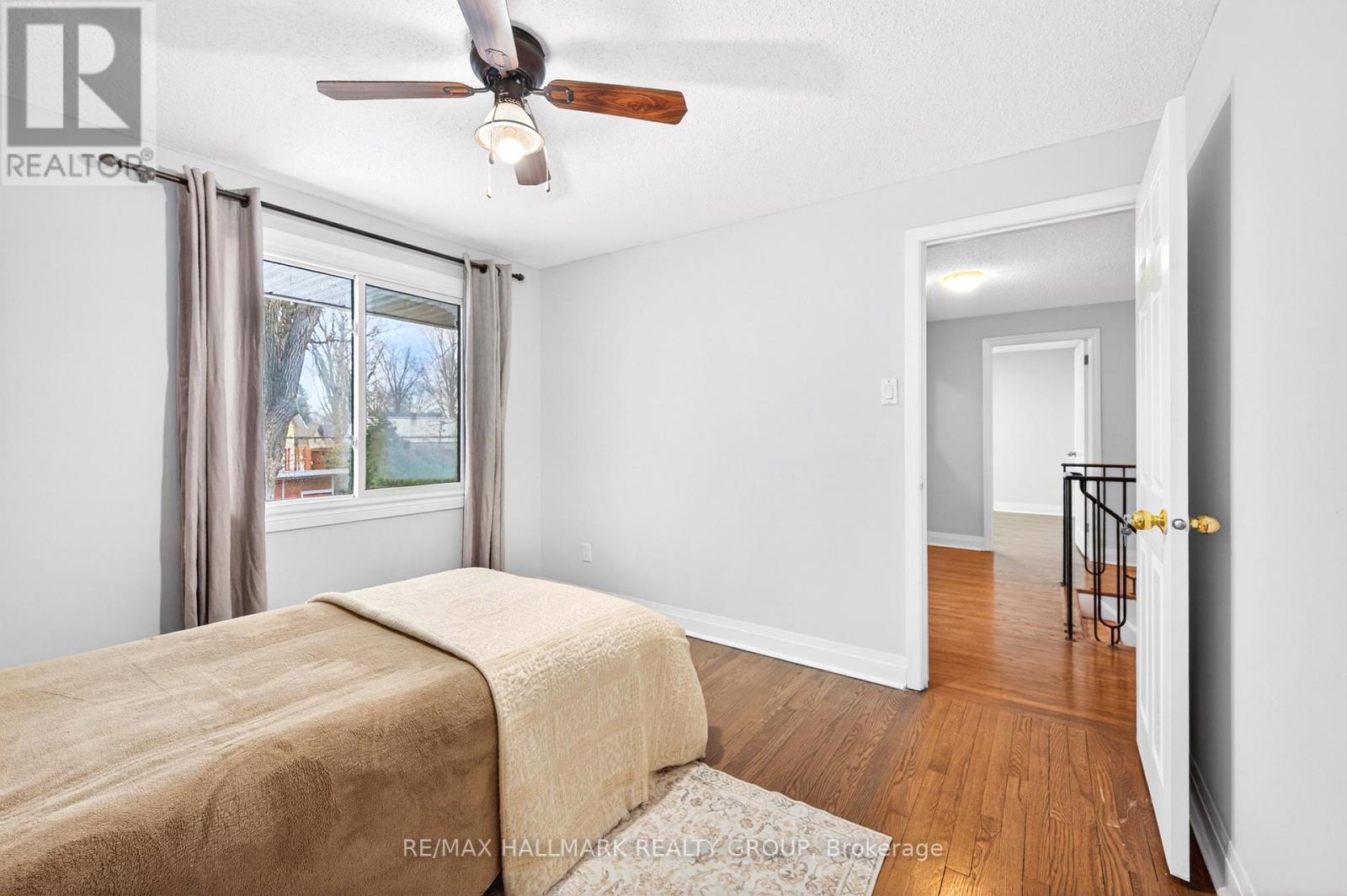 1930 Southampton Court, Ottawa, Ontario  K2C 0W4 - Photo 30 - X12876098