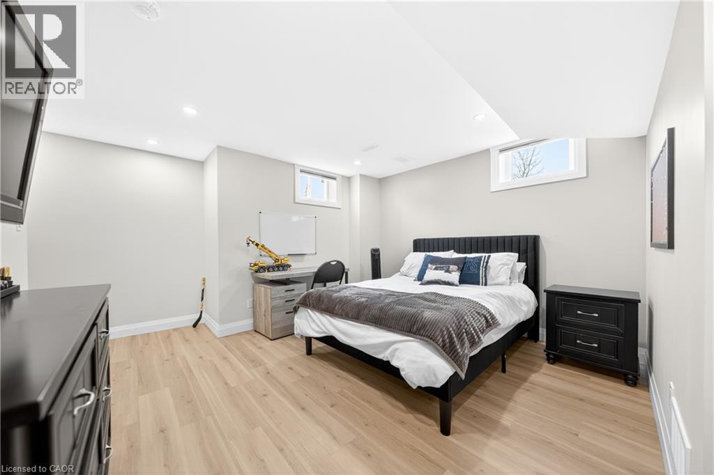 405 Rideau River Street, Waterloo, Ontario  N2V 2Y3 - Photo 39 - 40811864