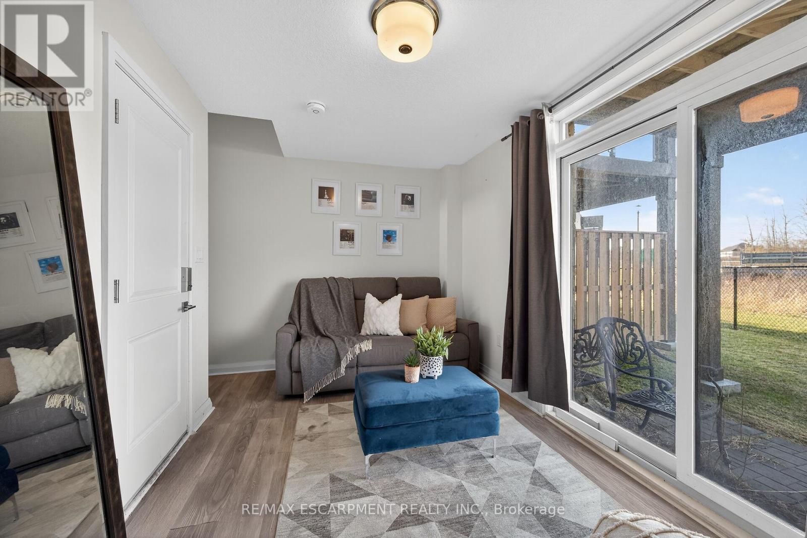 33 - 35 Midhurst Heights, Hamilton, Ontario  L8J 0K9 - Photo 30 - X12875590