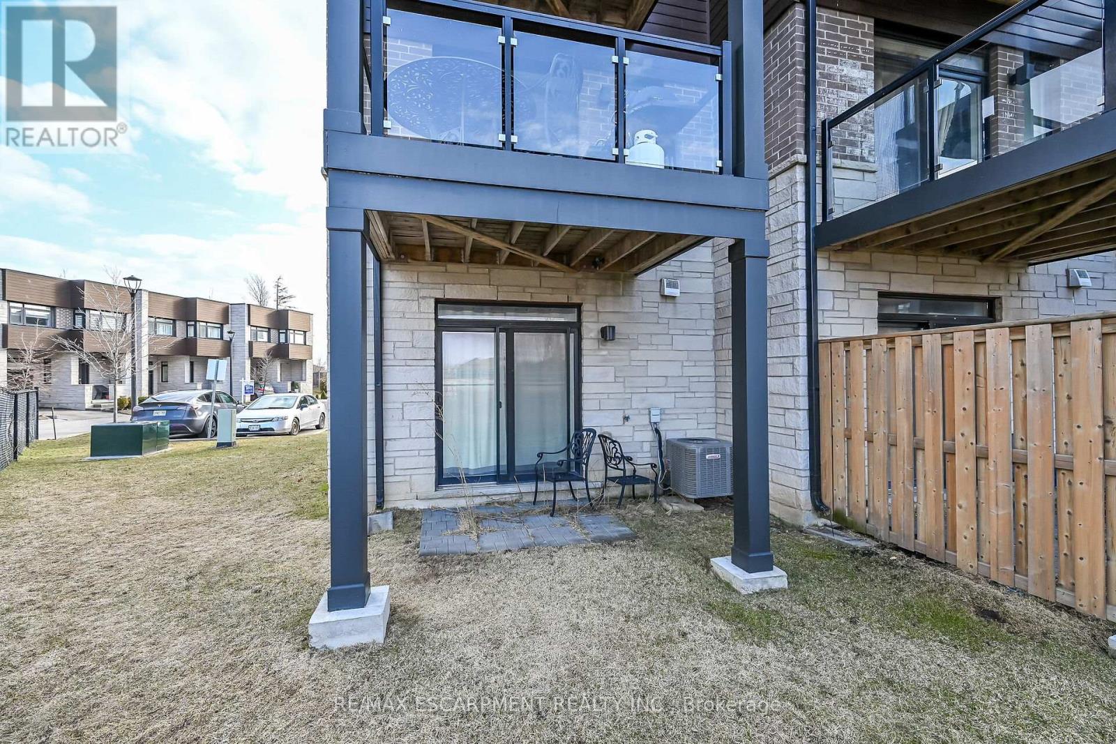 33 - 35 Midhurst Heights, Hamilton, Ontario  L8J 0K9 - Photo 37 - X12875590