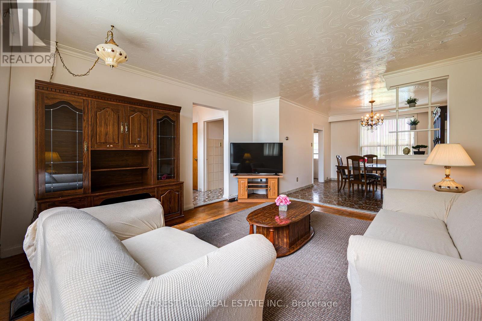 73 Talent Crescent, Toronto, Ontario  M9M 2N5 - Photo 3 - W12908232