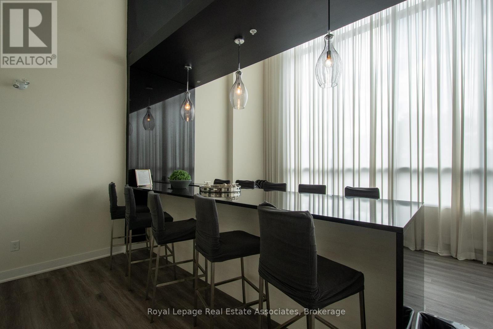 108 - 3170 Erin Mills Parkway, Mississauga, Ontario  L5L 0B6 - Photo 15 - W12908244