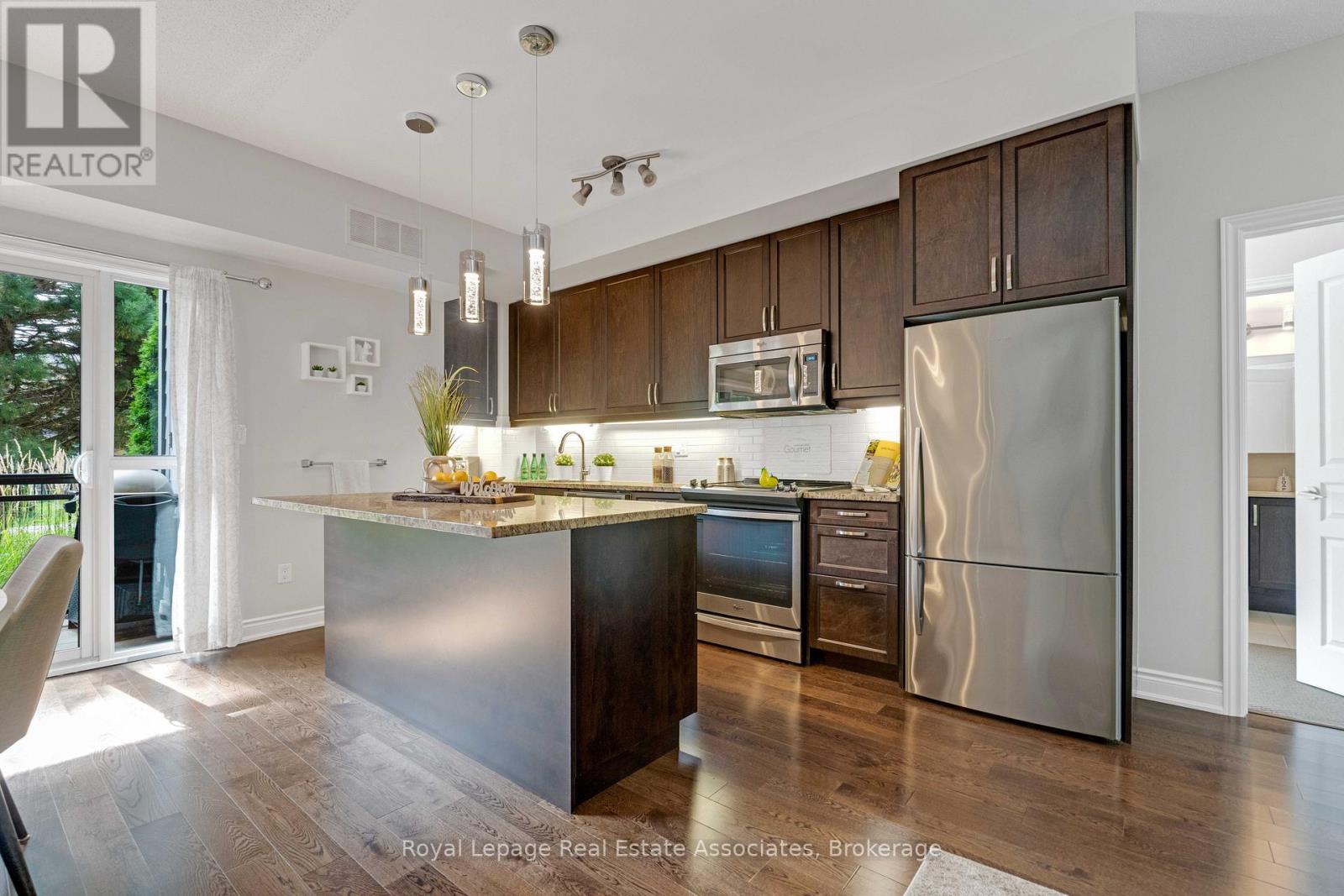 108 - 3170 Erin Mills Parkway, Mississauga, Ontario  L5L 0B6 - Photo 5 - W12908244