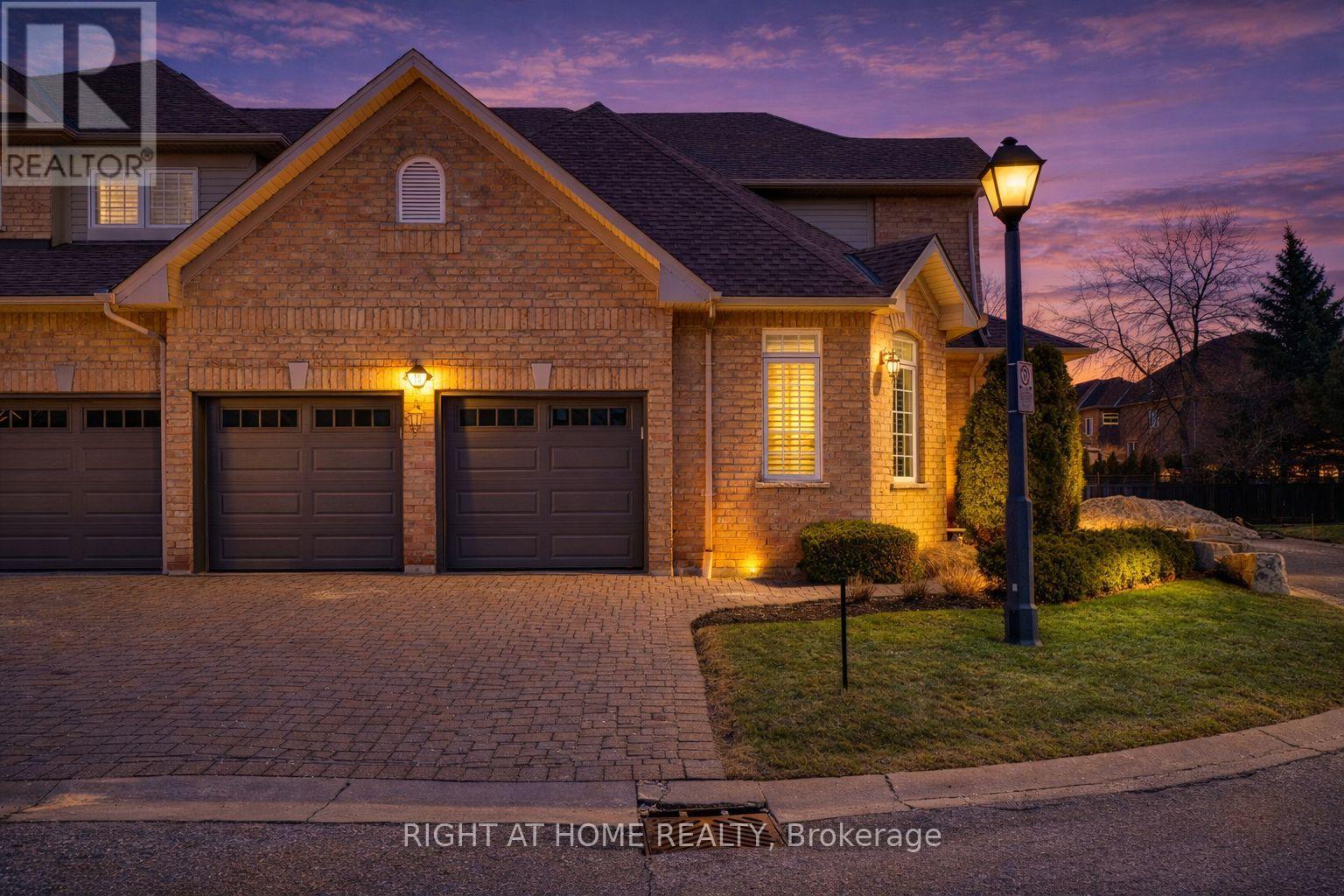 15 - 4280 Taywood Drive, Burlington, Ontario  L7M 4X8 - Photo 3 - W12908254