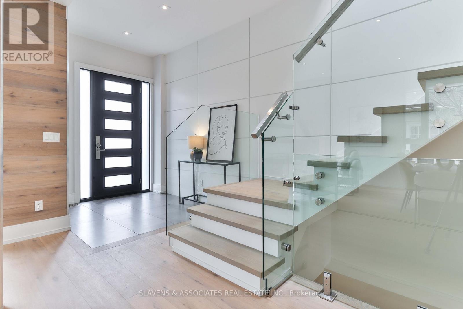 271 Jennings Crescent, Oakville, Ontario  L6L 1W3 - Photo 19 - W12908280