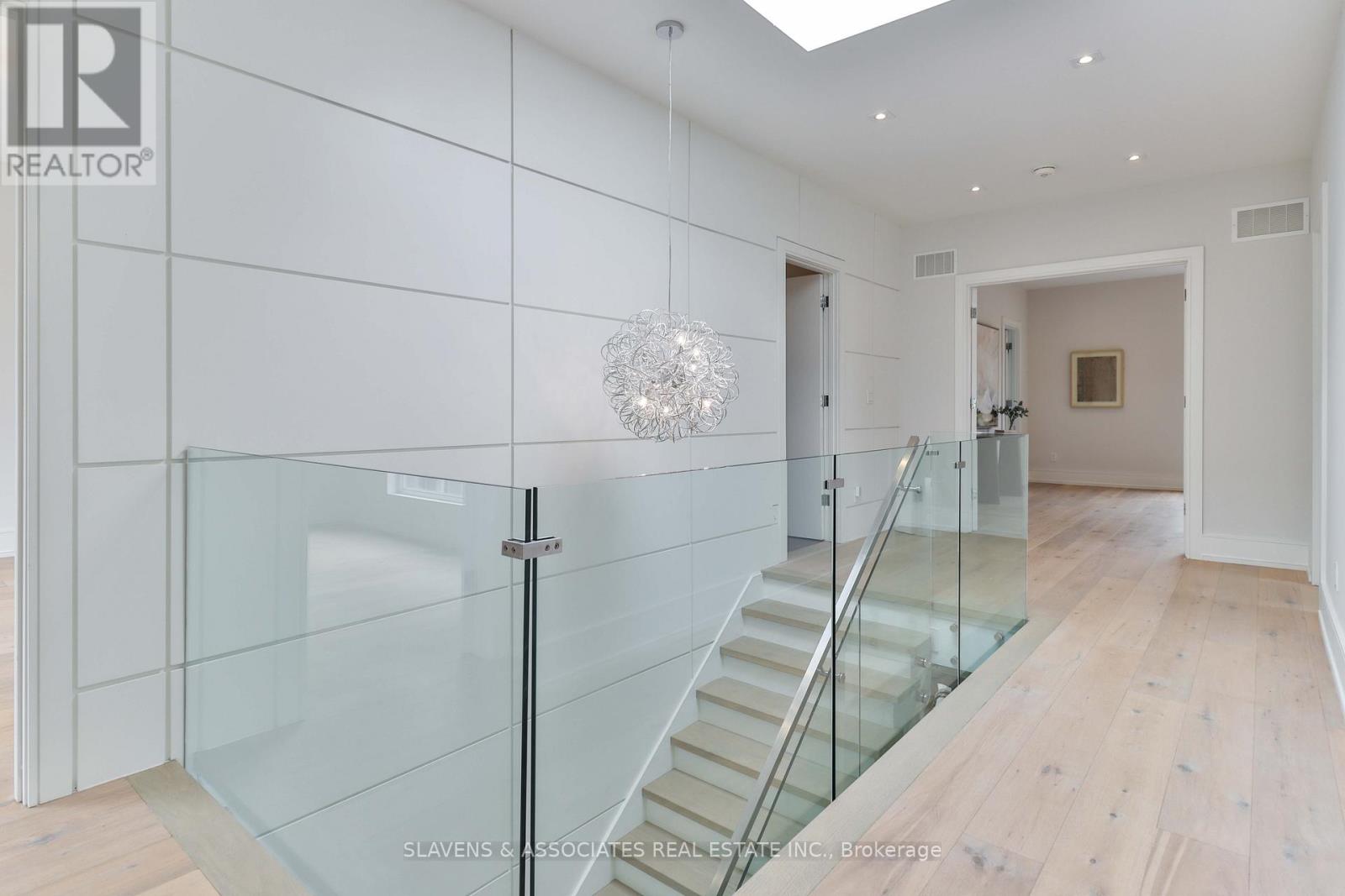 271 Jennings Crescent, Oakville, Ontario  L6L 1W3 - Photo 20 - W12908280