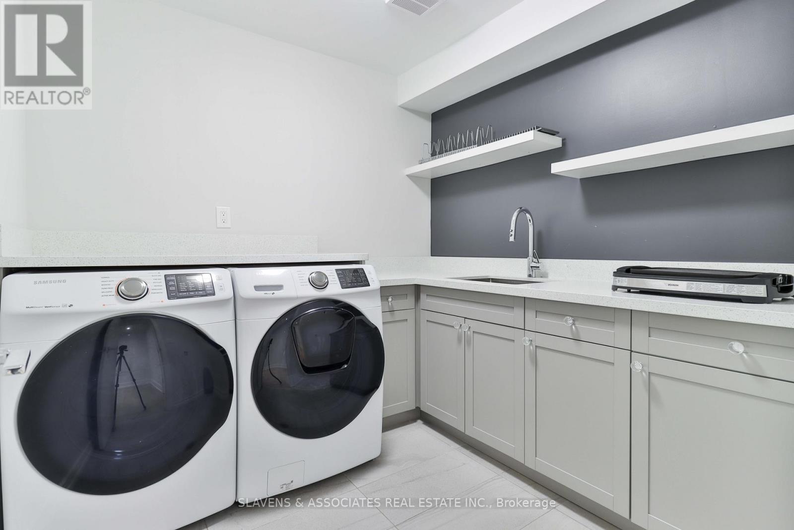 271 Jennings Crescent, Oakville, Ontario  L6L 1W3 - Photo 32 - W12908280