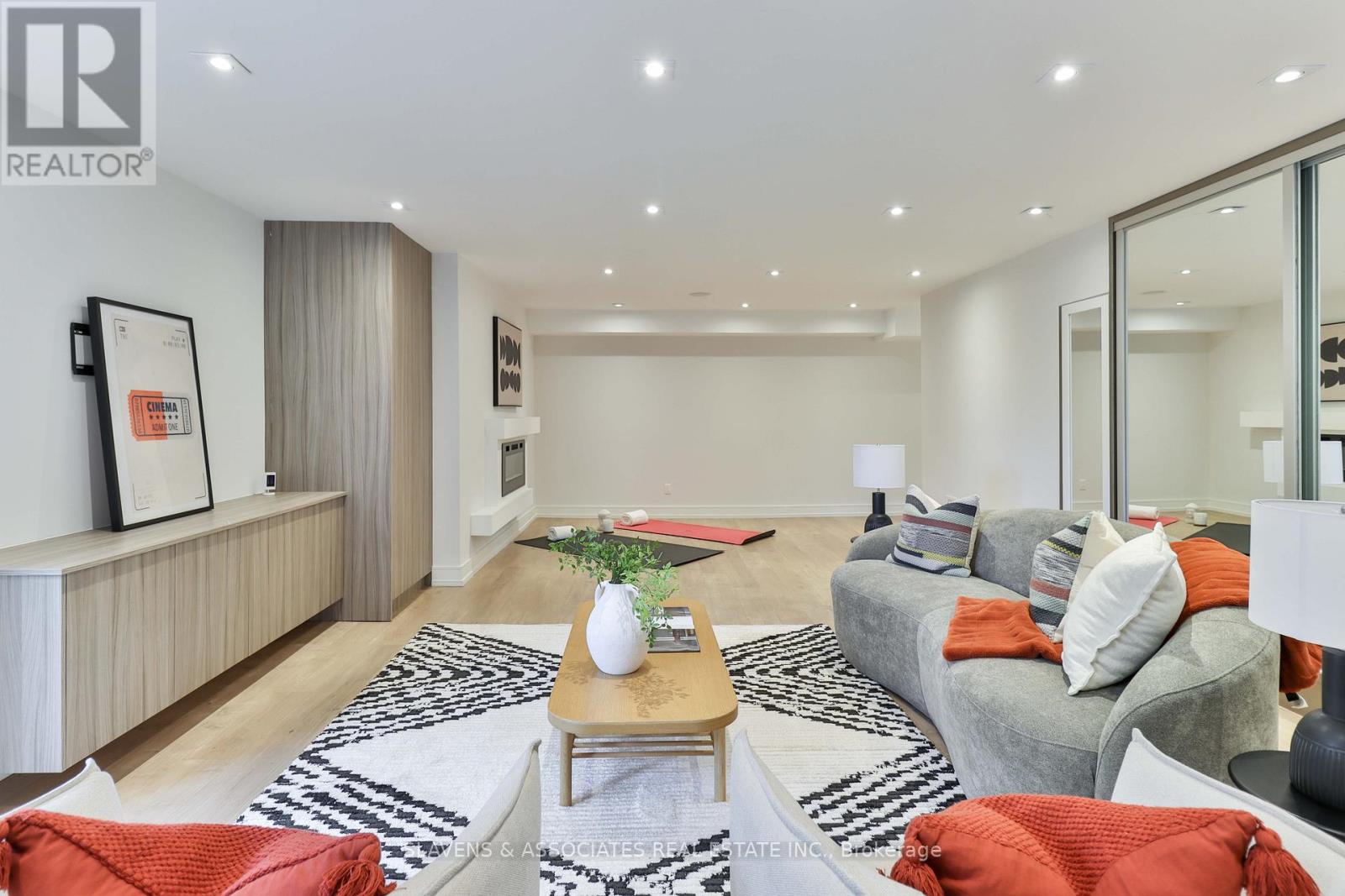 271 Jennings Crescent, Oakville, Ontario  L6L 1W3 - Photo 39 - W12908280