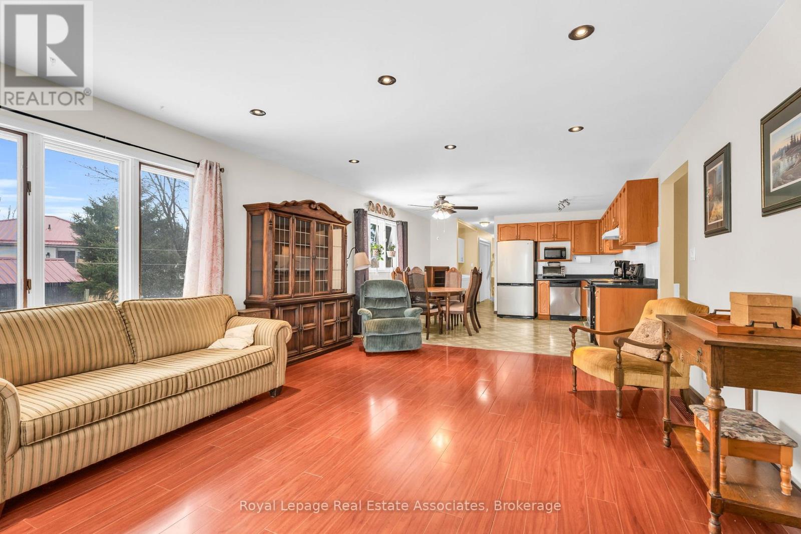 31 Highpoint Street, Southgate, Ontario  N0C 1B0 - Photo 13 - X12908202