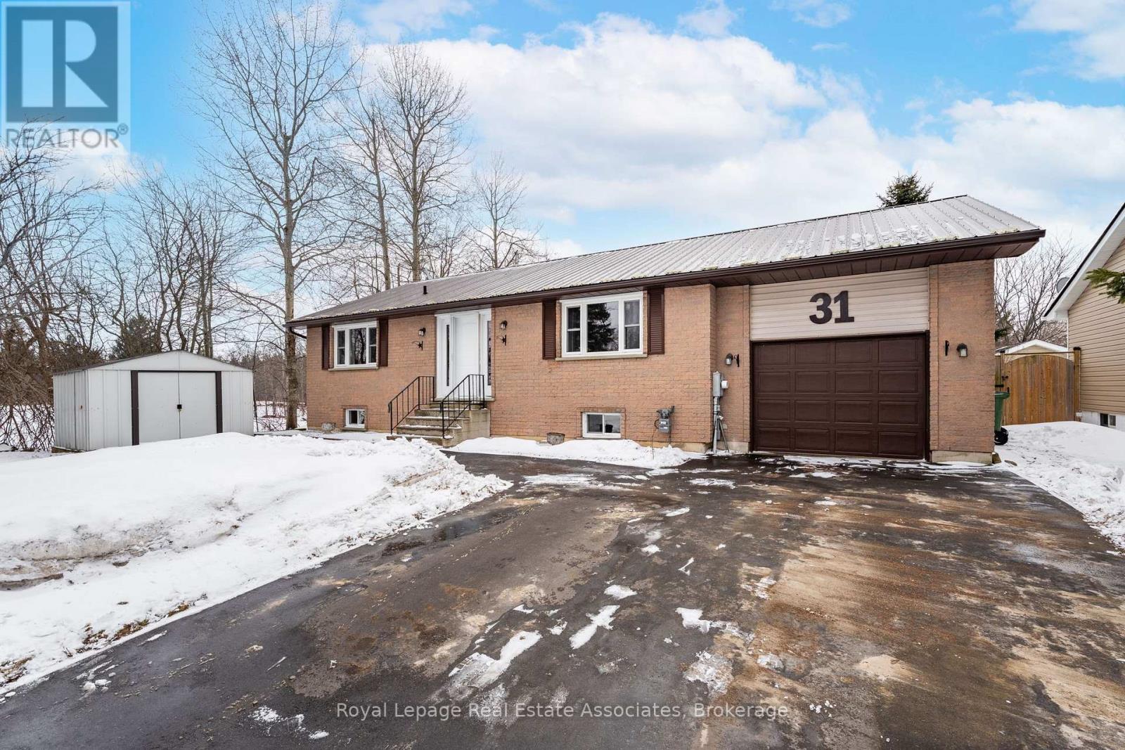 31 Highpoint Street, Southgate, Ontario  N0C 1B0 - Photo 2 - X12908202